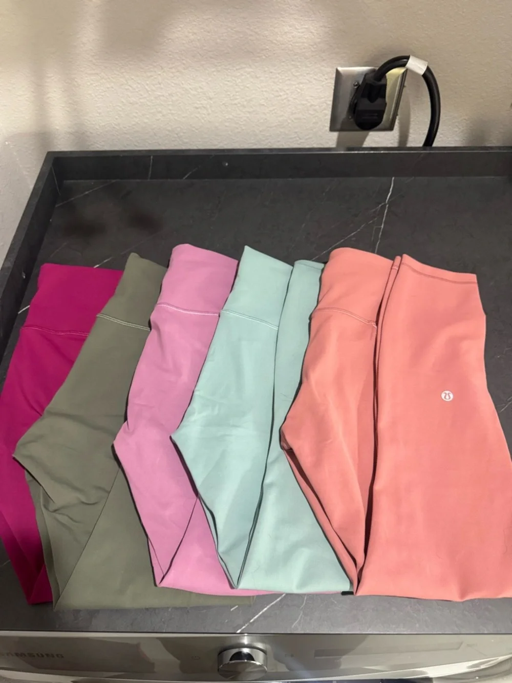 lululemon athletica Wunder Train 25” bundle - Picture 1 of 6
